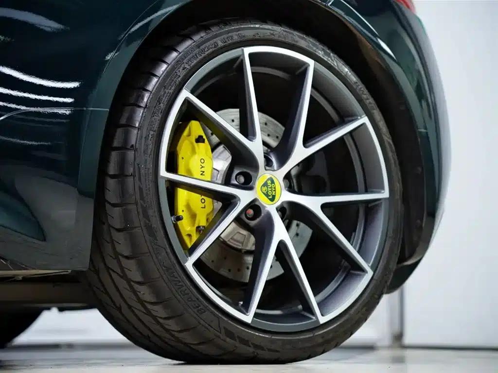 2022 EMIRA 3.5T V6 Manual First Edition — миниатюра 19