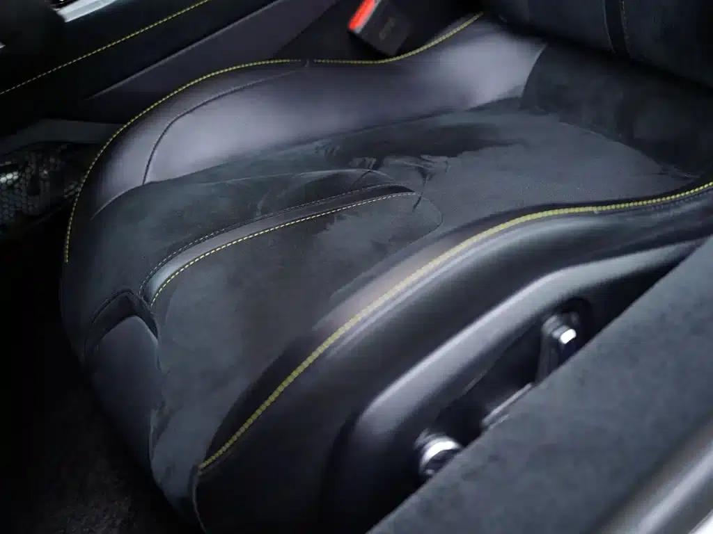 2022 EMIRA 3.5T V6 Manual First Edition — миниатюра 22