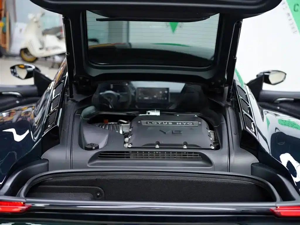 2022 EMIRA 3.5T V6 Manual First Edition — миниатюра 33