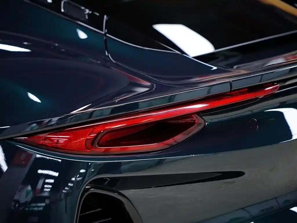 2022 EMIRA 3.5T V6 Manual First Edition — миниатюра 5