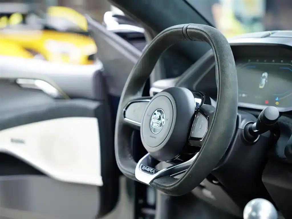 2022 EMIRA 3.5T V6 Manual First Edition — миниатюра 41