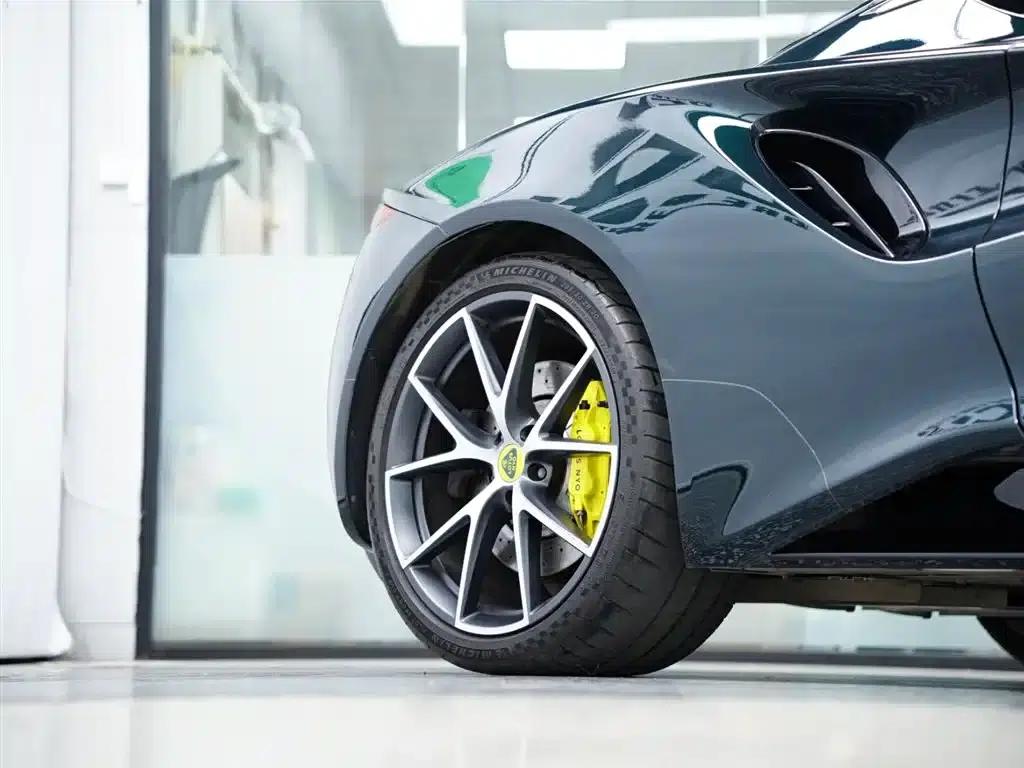 2022 EMIRA 3.5T V6 Manual First Edition — миниатюра 44