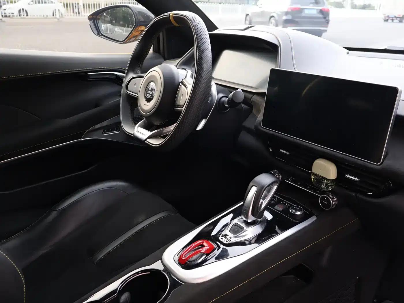 EMIRA 2021 2.0T DCT First Edition — миниатюра 8