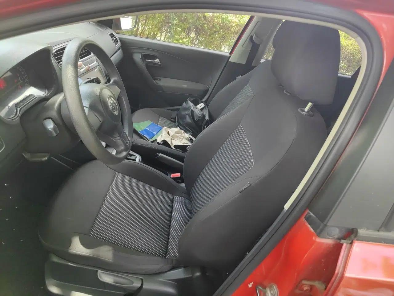 Volkswagen Polo 2011 1.6L Automatic ZhiShang Version — миниатюра 15