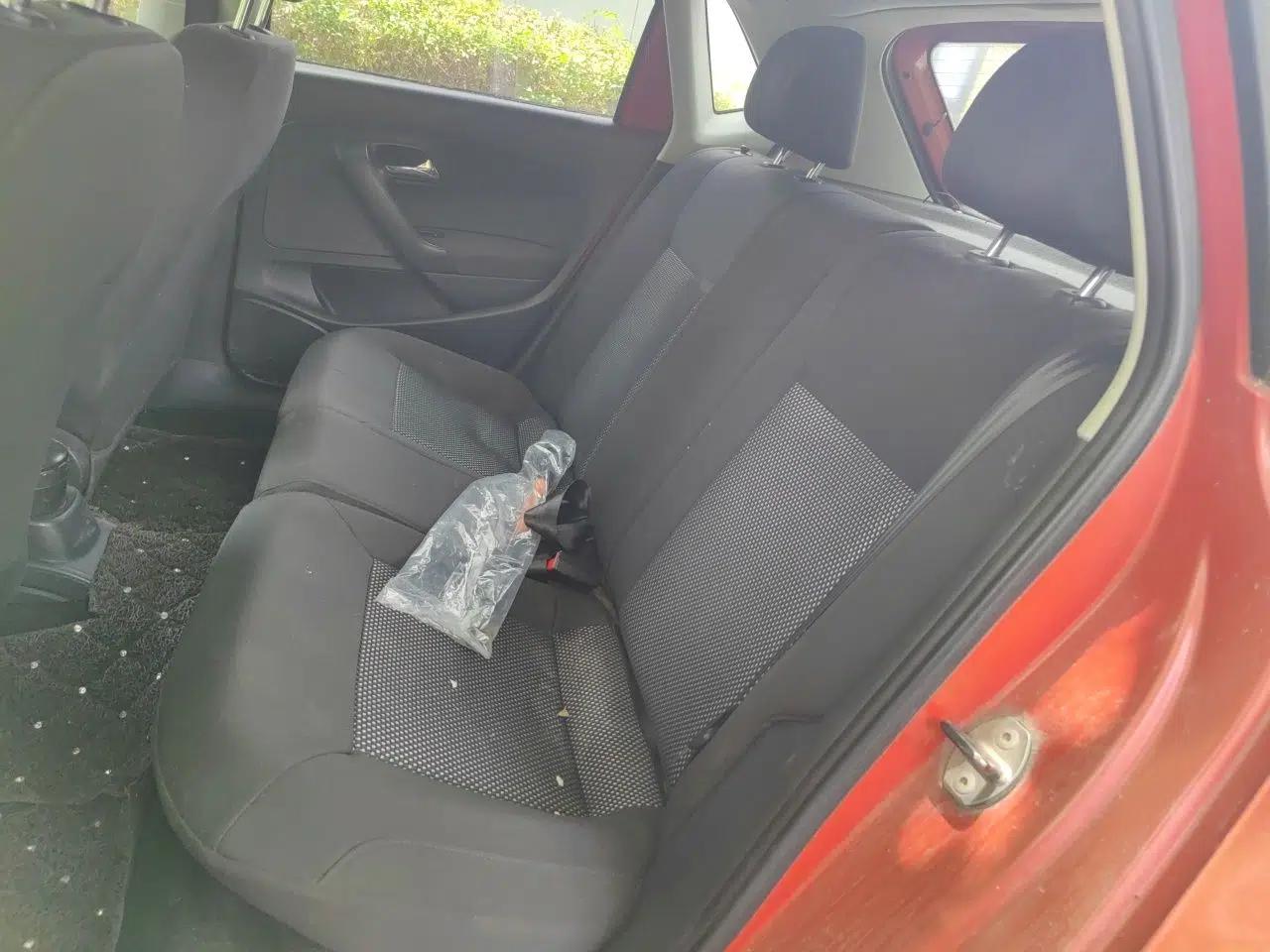 Volkswagen Polo 2011 1.6L Automatic ZhiShang Version — миниатюра 17