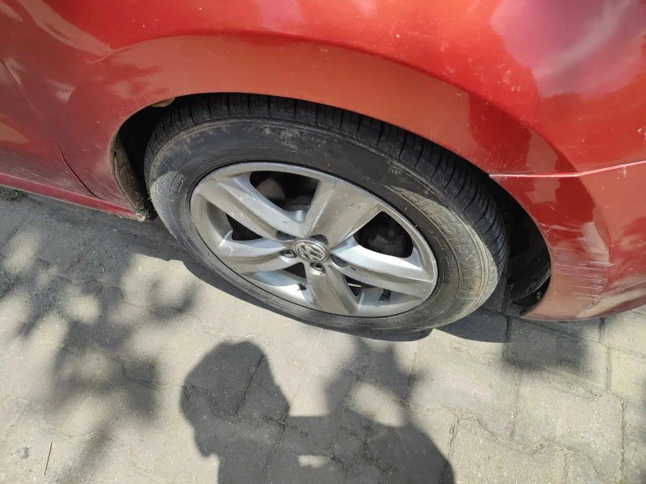 Volkswagen Polo 2011 1.6L Automatic ZhiShang Version — миниатюра 8