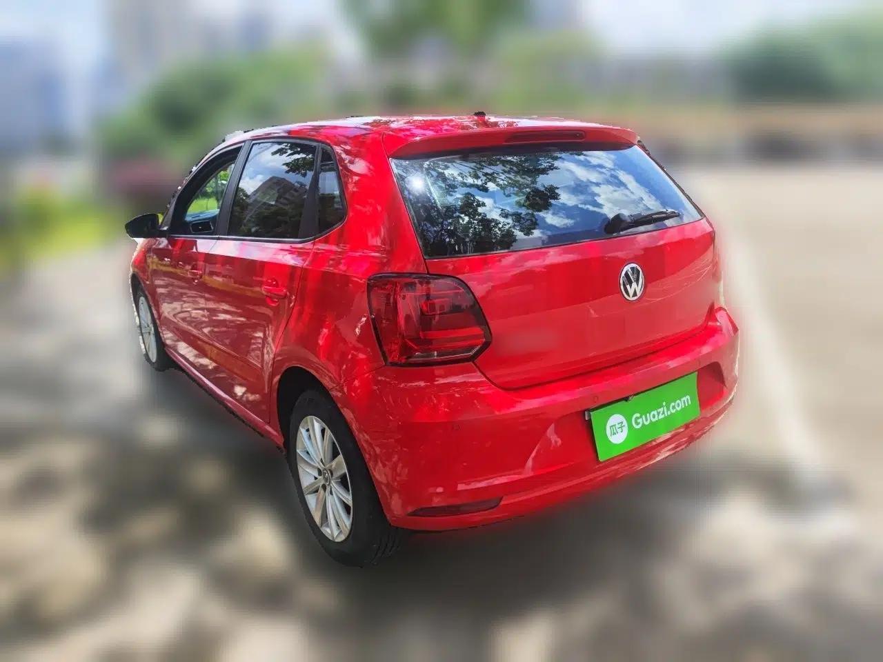 Volkswagen Polo 2014 1.6L Manual Comfort Edition — миниатюра 4