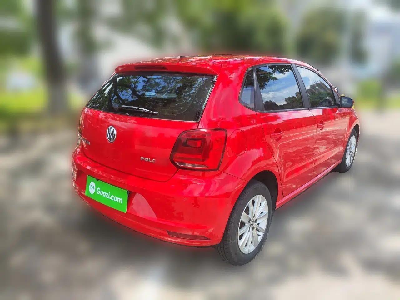 Volkswagen Polo 2014 1.6L Manual Comfort Edition — миниатюра 6