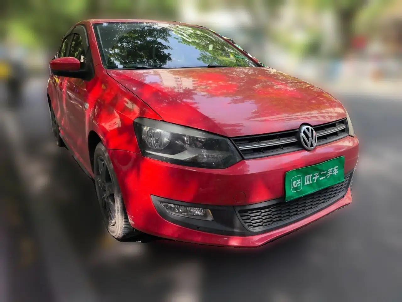 Volkswagen Polo 2013 1.6L Manual Comfort Edition — миниатюра 3