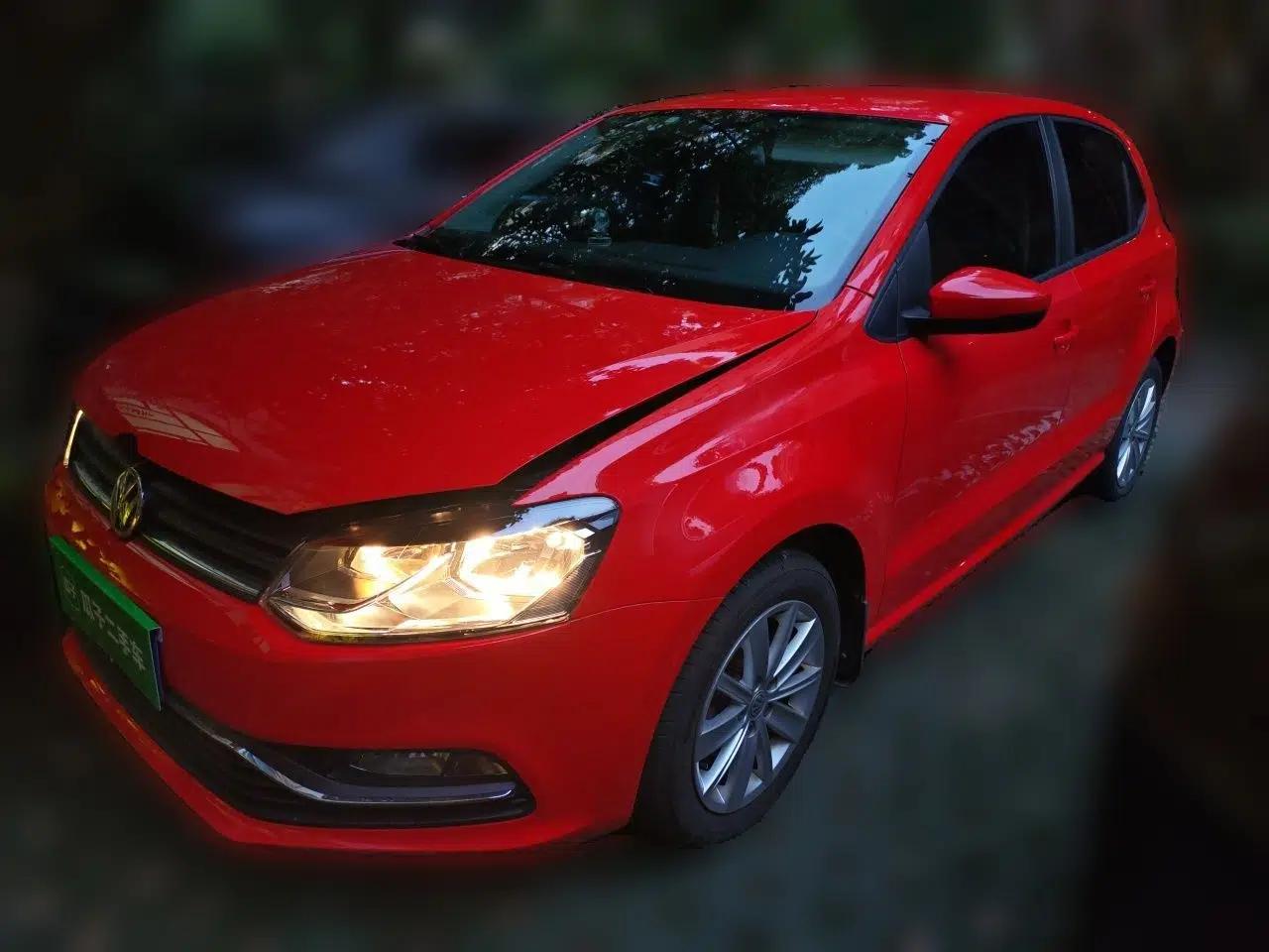 Volkswagen Polo 2014 1.6L Automatic Comfort Edition — миниатюра 1