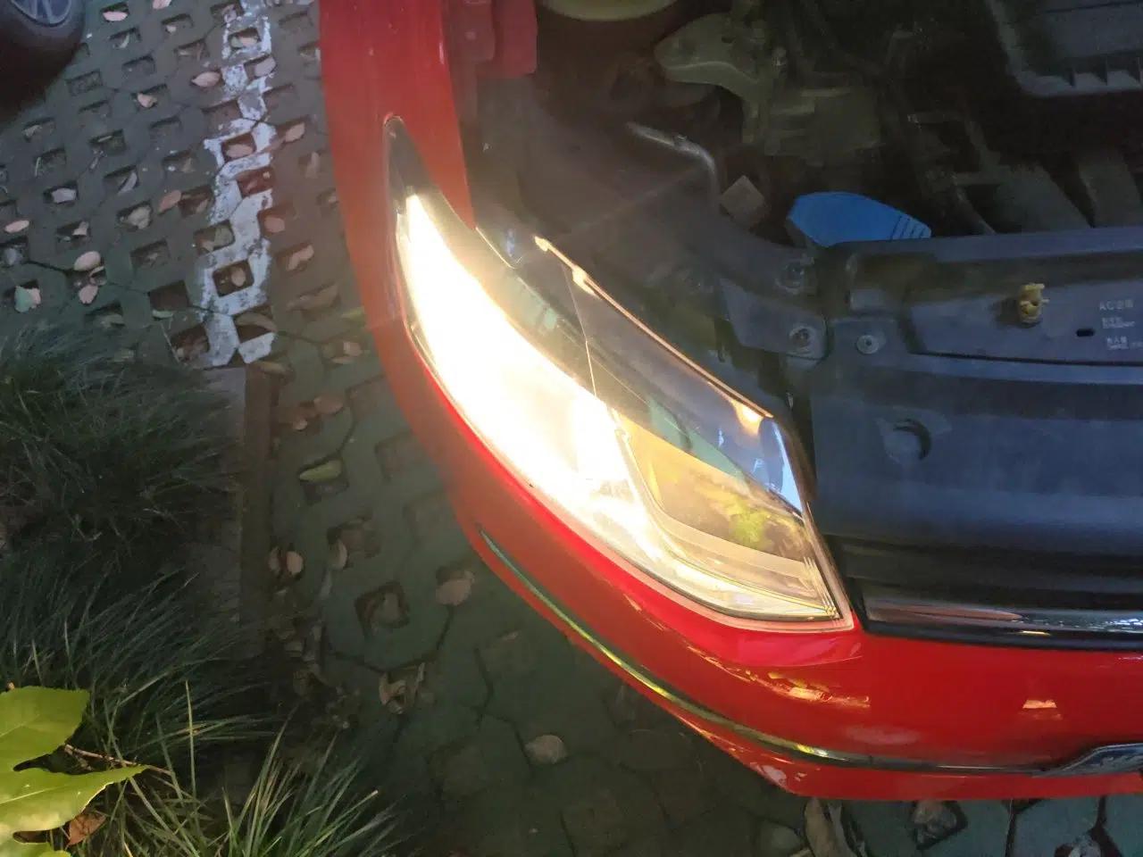 Volkswagen Polo 2014 1.6L Automatic Comfort Edition — миниатюра 7