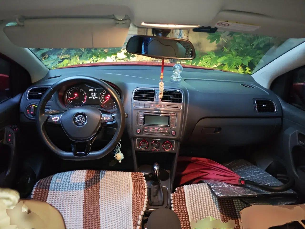 Volkswagen Polo 2014 1.6L Automatic Comfort Edition — миниатюра 9