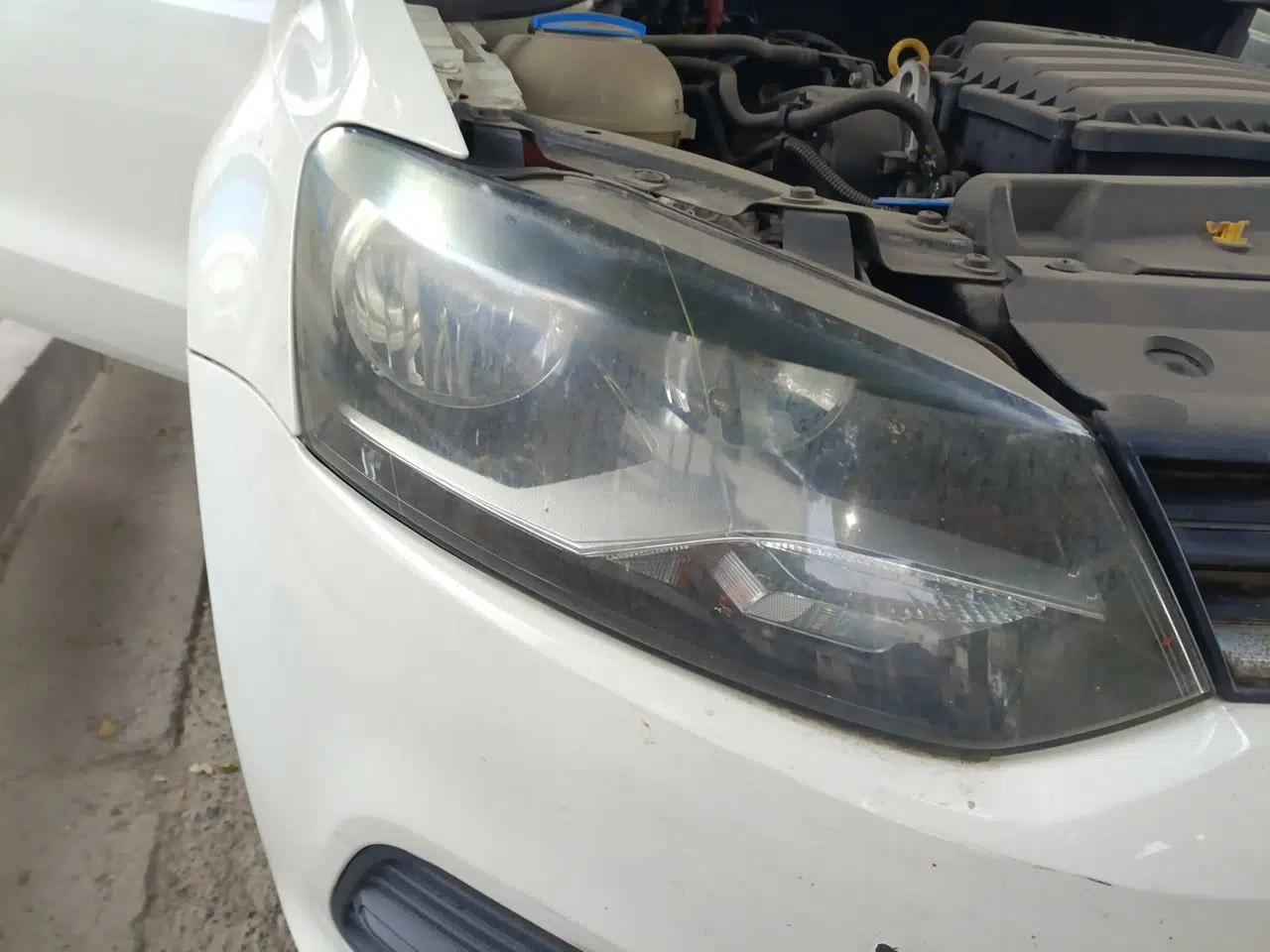 Volkswagen Polo 2016 1.4L Manual Fashion Model — миниатюра 7