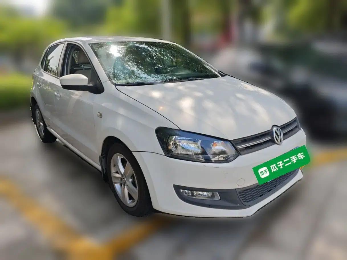 Volkswagen Polo 2011 1.4L Automatic ZhiShang Version — миниатюра 3