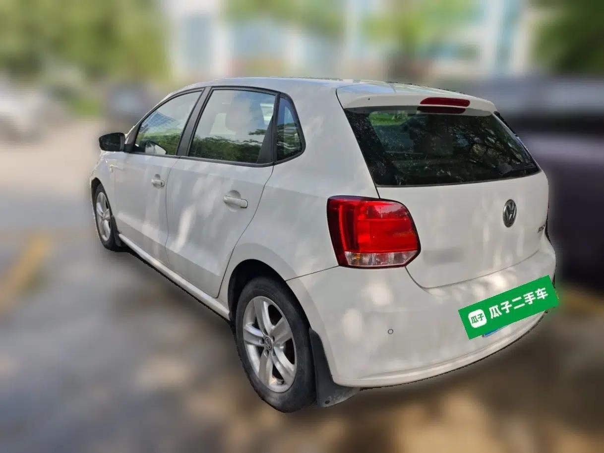 Volkswagen Polo 2011 1.4L Automatic ZhiShang Version — миниатюра 4