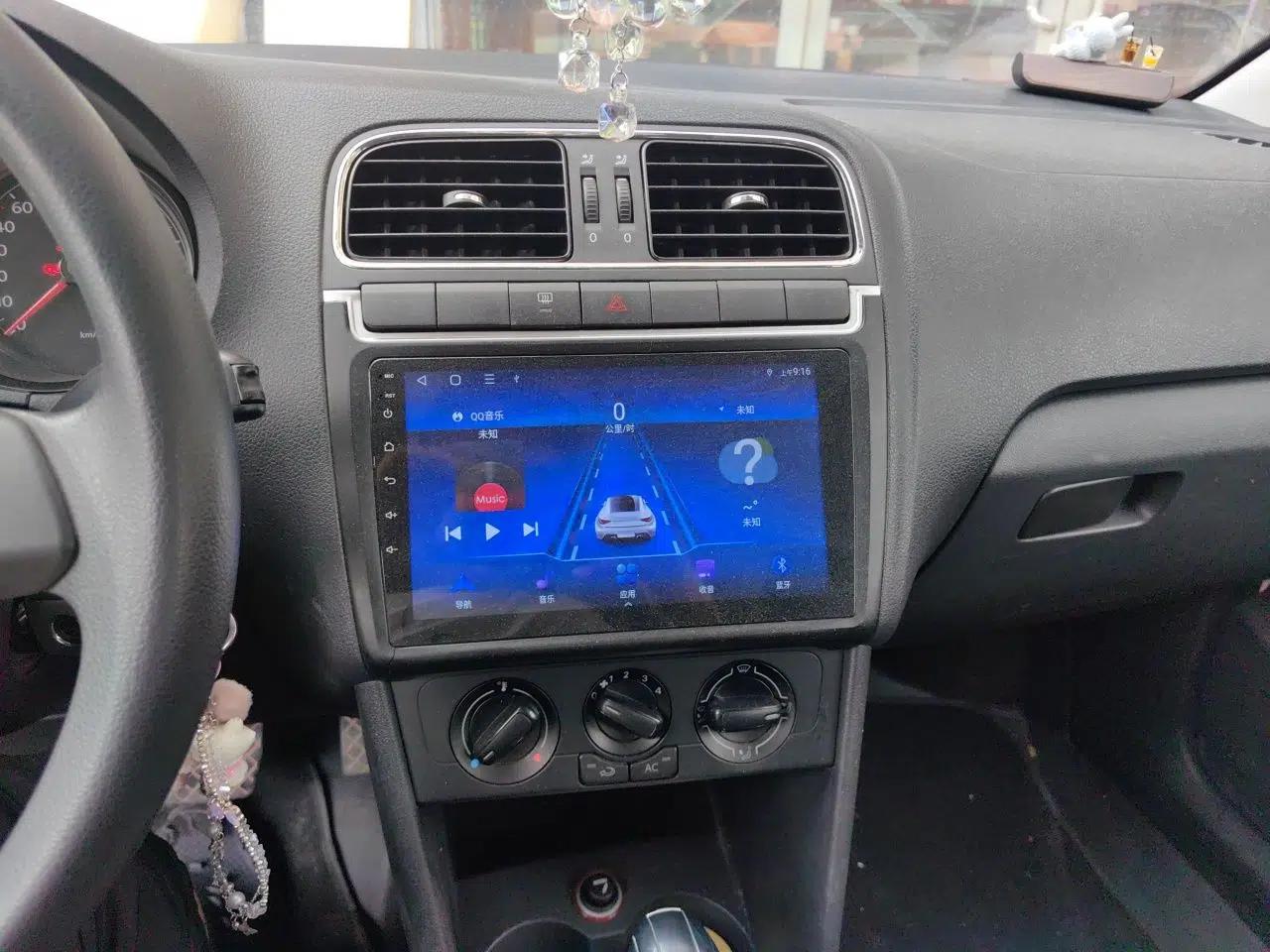Volkswagen Polo 2013 1.6L Automatic Comfort Edition — миниатюра 13