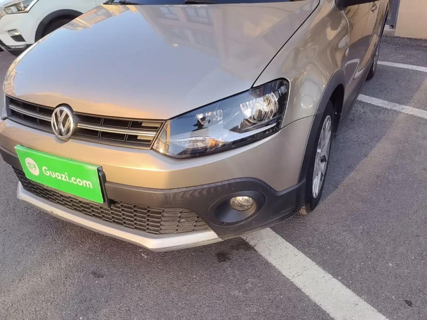 Volkswagen Polo 2016 1.4L Cross Polo Automatic — миниатюра 8