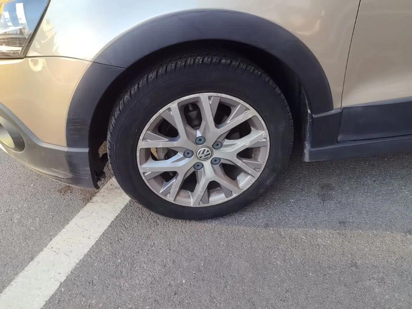 Volkswagen Polo 2016 1.4L Cross Polo Automatic — миниатюра 10
