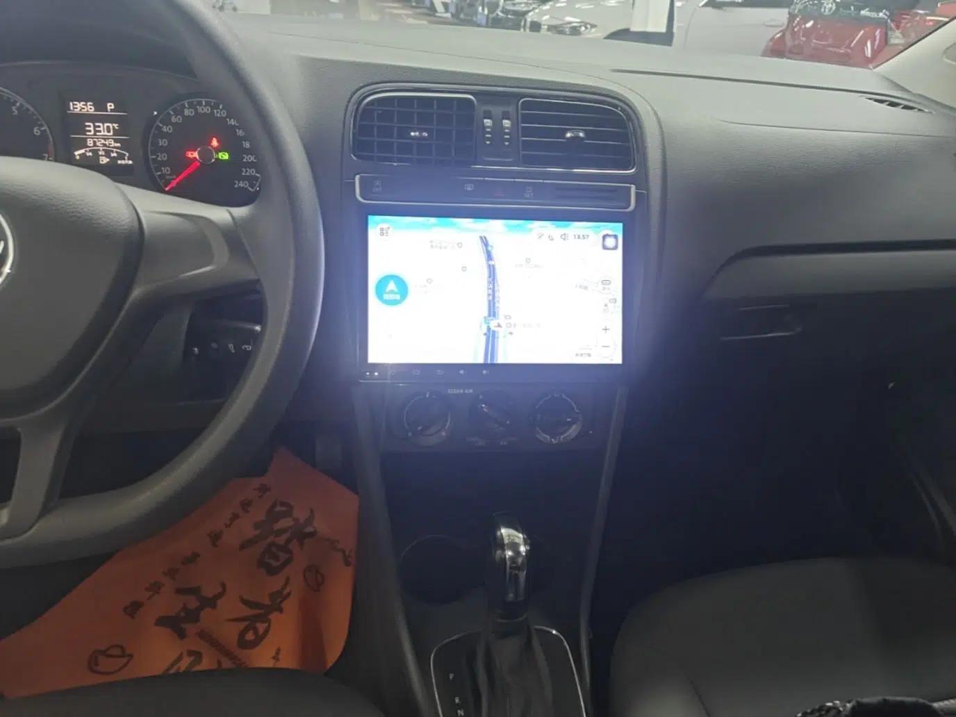 Volkswagen Polo 2018 1.5L Automatic Advanced Driving Model — миниатюра 15