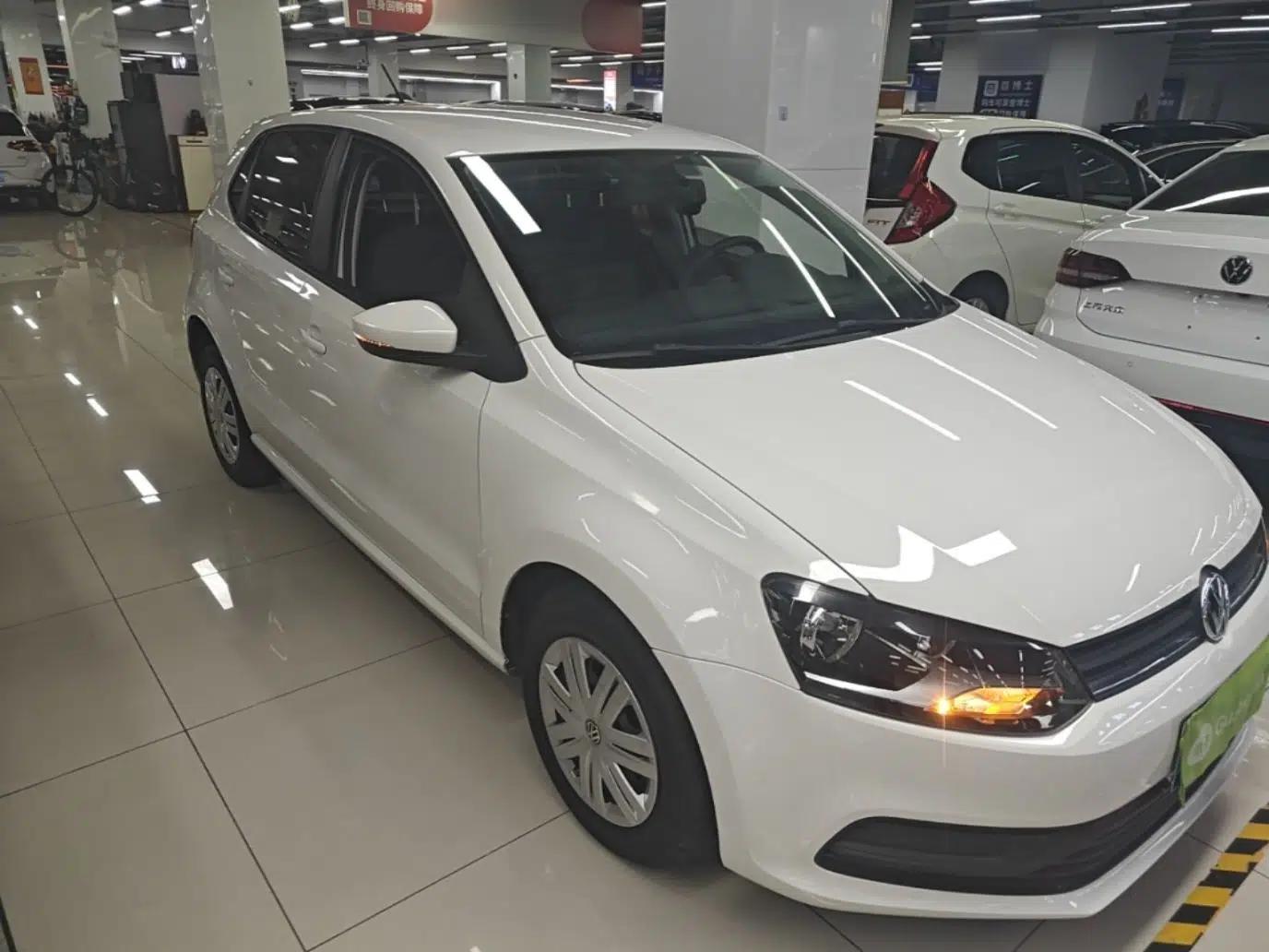 Volkswagen Polo 2018 1.5L Automatic Advanced Driving Model — миниатюра 3