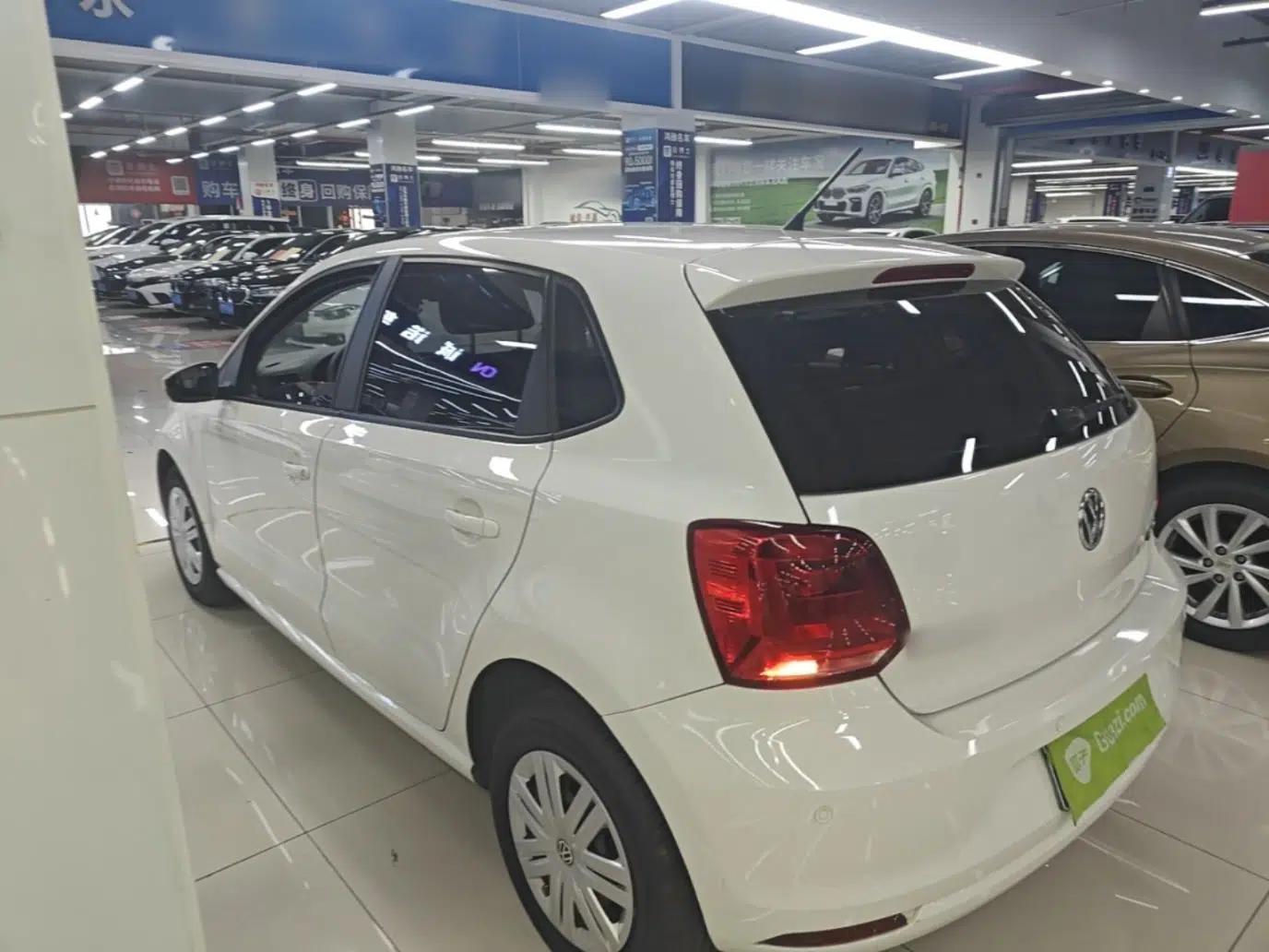 Volkswagen Polo 2018 1.5L Automatic Advanced Driving Model — миниатюра 4
