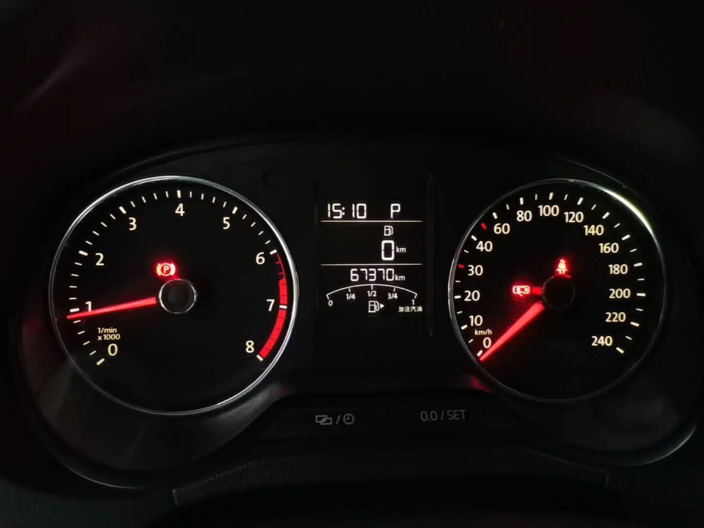 Volkswagen Polo 2016 1.6L Cross Polo Automatic — миниатюра 14