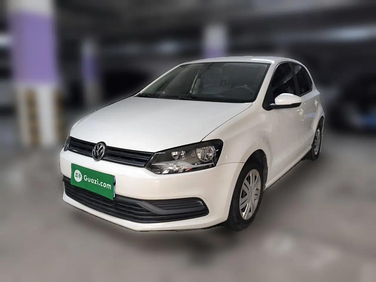 Volkswagen Polo 2016 1.4L Automatic Trendy Model — миниатюра 1