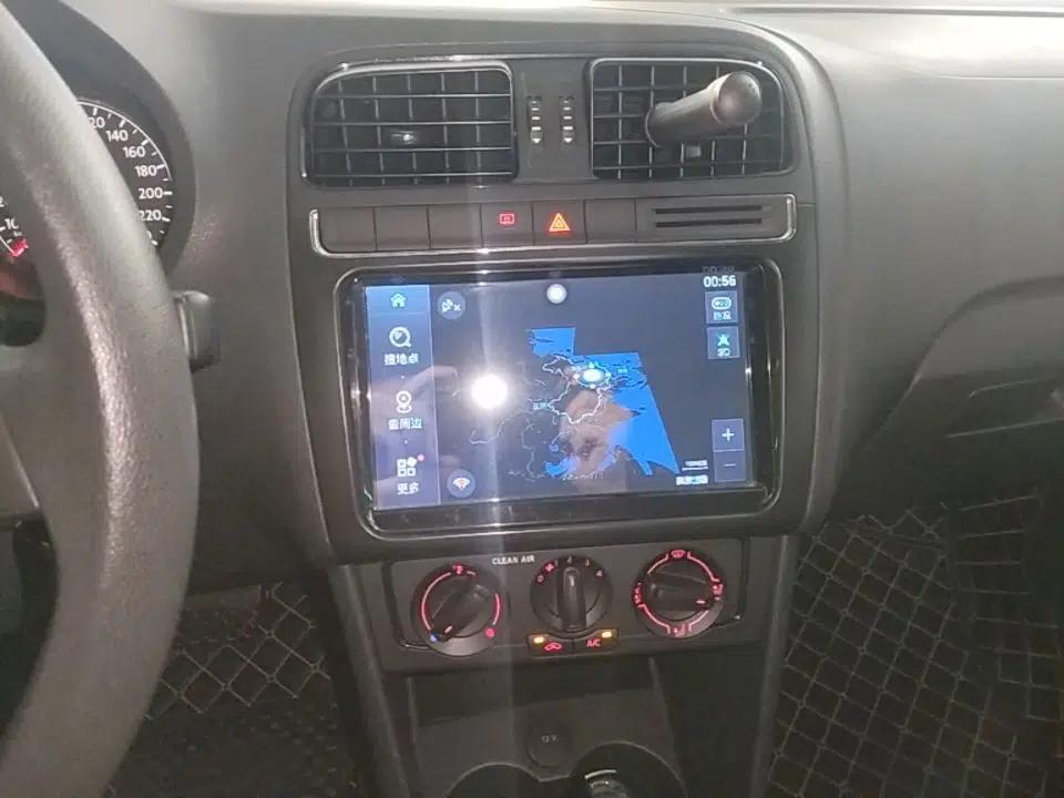 Volkswagen Polo 2016 1.4L Automatic Trendy Model — миниатюра 15