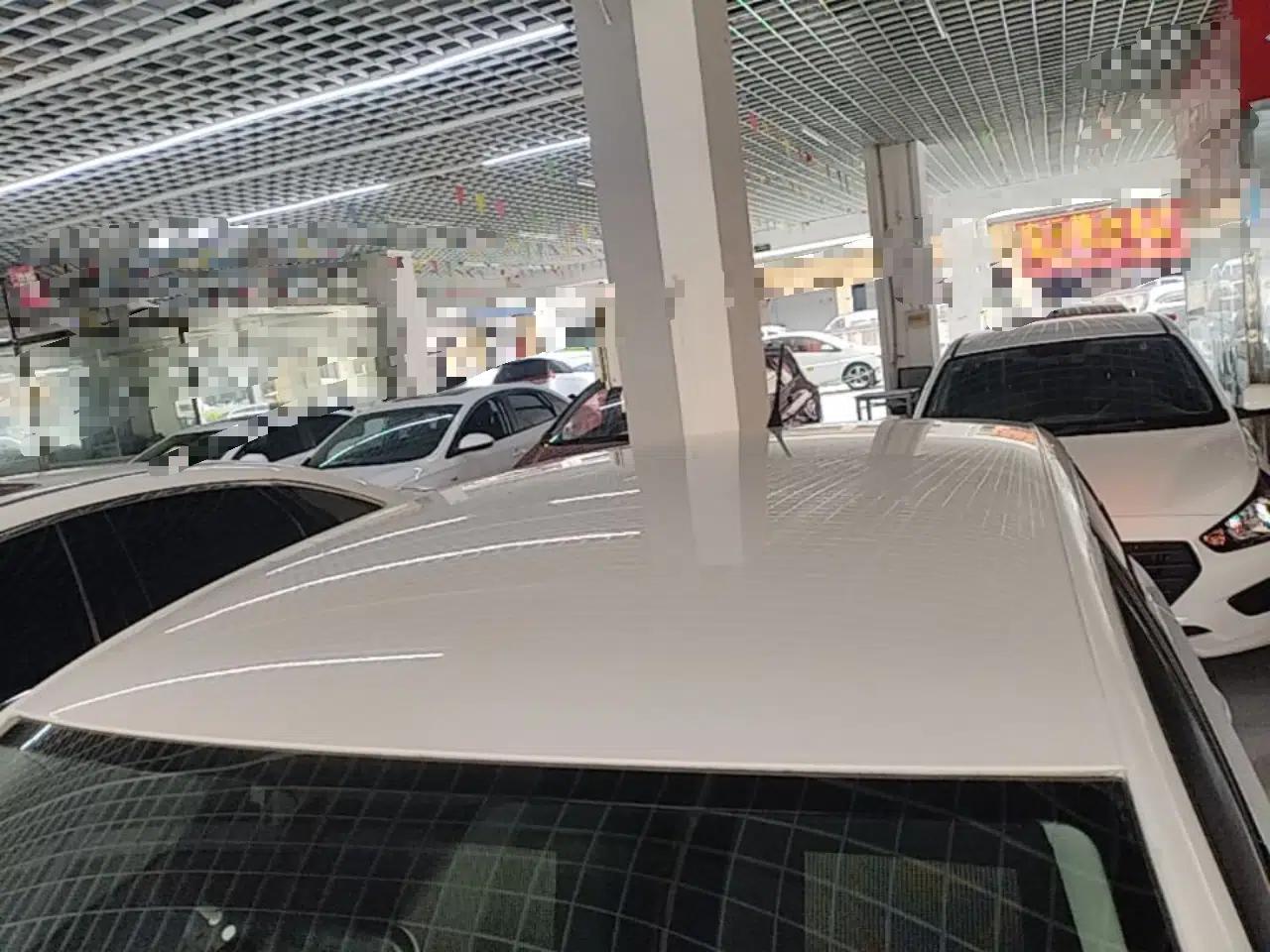 Volkswagen Polo 2016 1.4L Automatic Trendy Model — миниатюра 7