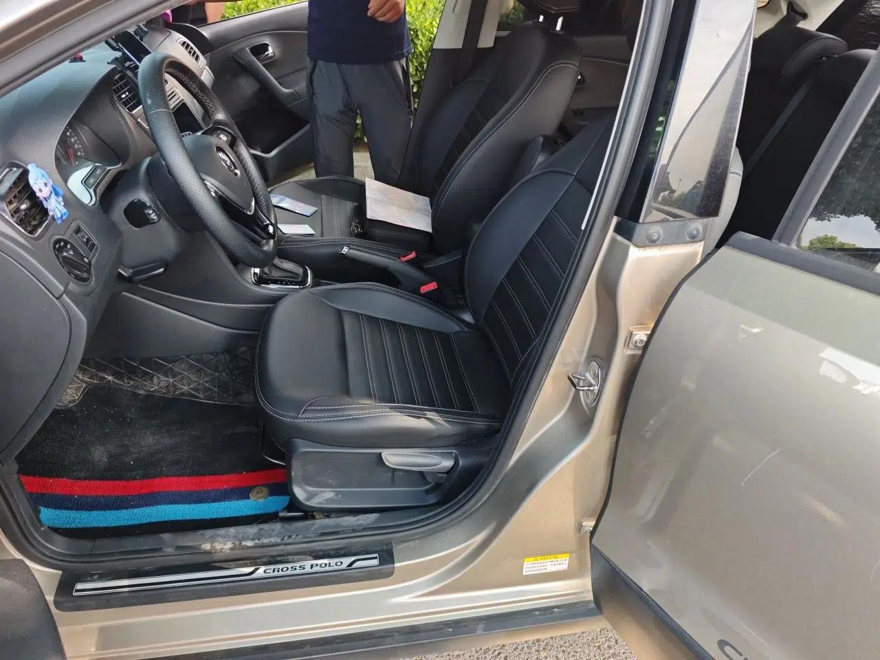 Volkswagen Polo 2014 1.6L Cross Polo Automatic — миниатюра 16