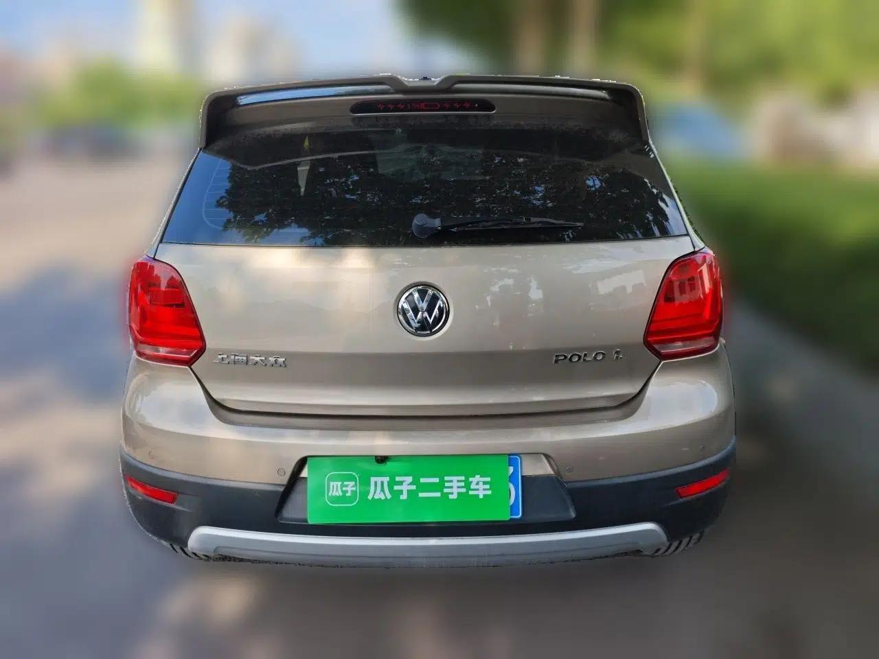 Volkswagen Polo 2014 1.6L Cross Polo Automatic — миниатюра 5