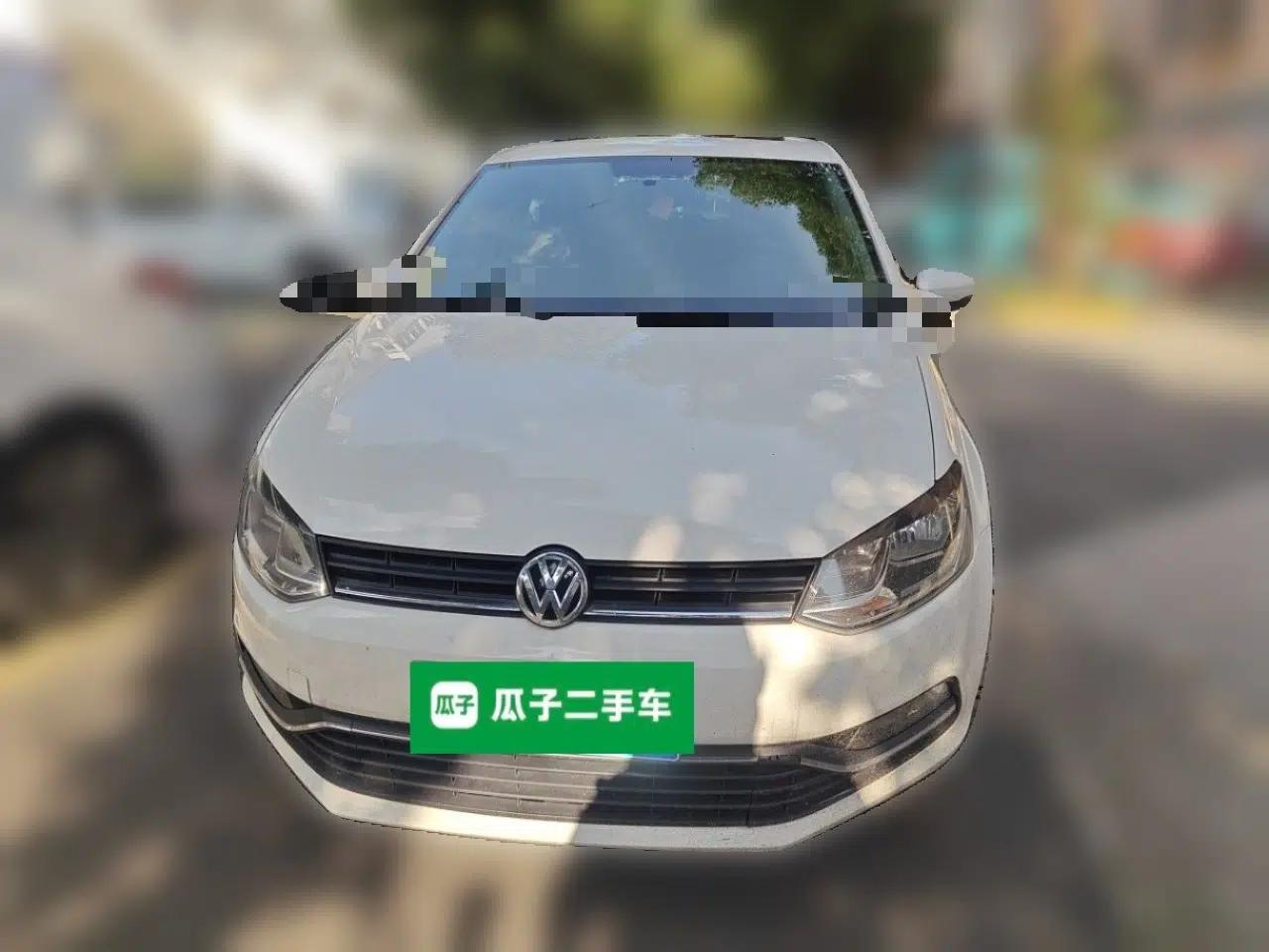 Volkswagen Polo 2016 1.6L Automatic Comfort Model — миниатюра 2
