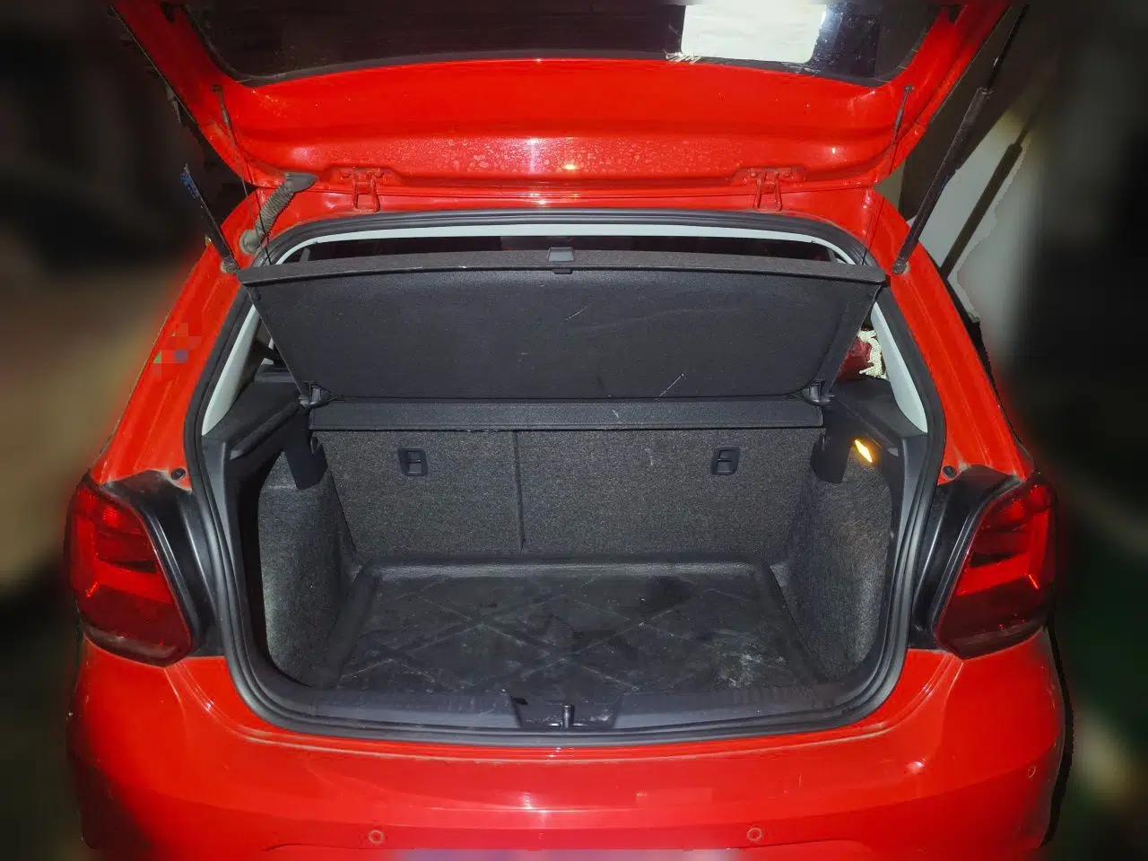 Volkswagen Polo 2014 1.4L Automatic Comfort Edition — миниатюра 19