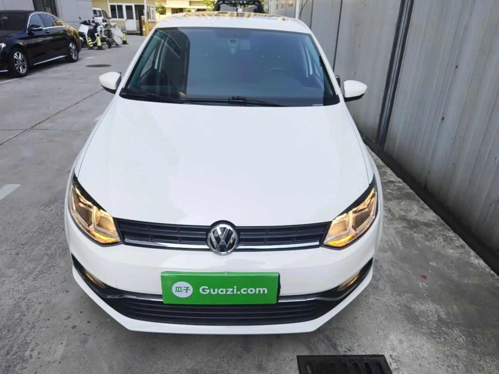 Volkswagen Polo 2018 1.5L Automatic Enjoyment Model — миниатюра 2