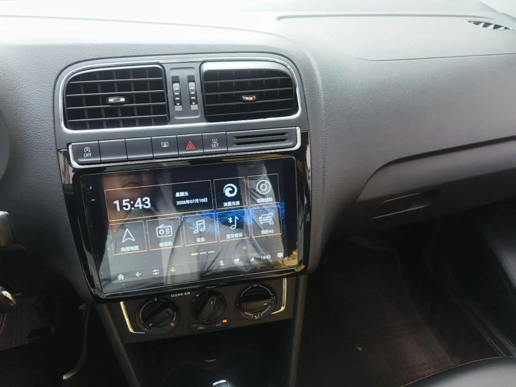 Volkswagen Polo 2018 1.5L Automatic Enjoyment Model — миниатюра 15