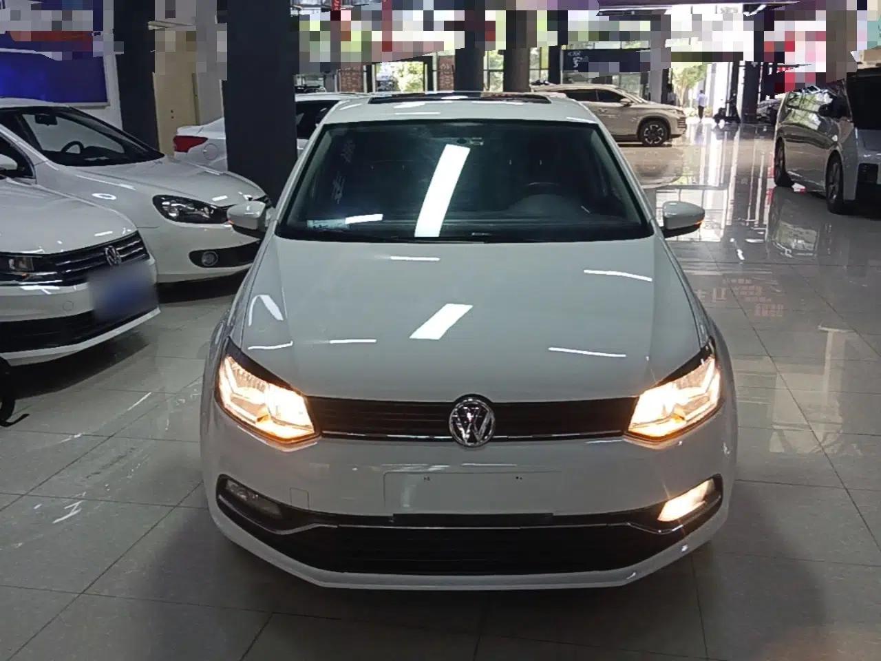 Volkswagen Polo 2018 1.5L Automatic Enjoyment Model — миниатюра 2