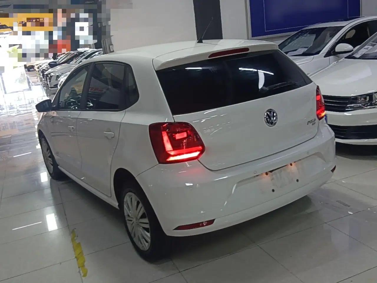 Volkswagen Polo 2018 1.5L Automatic Enjoyment Model — миниатюра 4