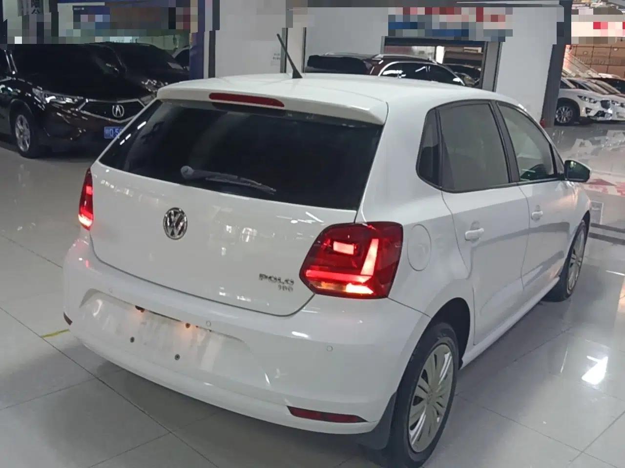 Volkswagen Polo 2018 1.5L Automatic Enjoyment Model — миниатюра 6