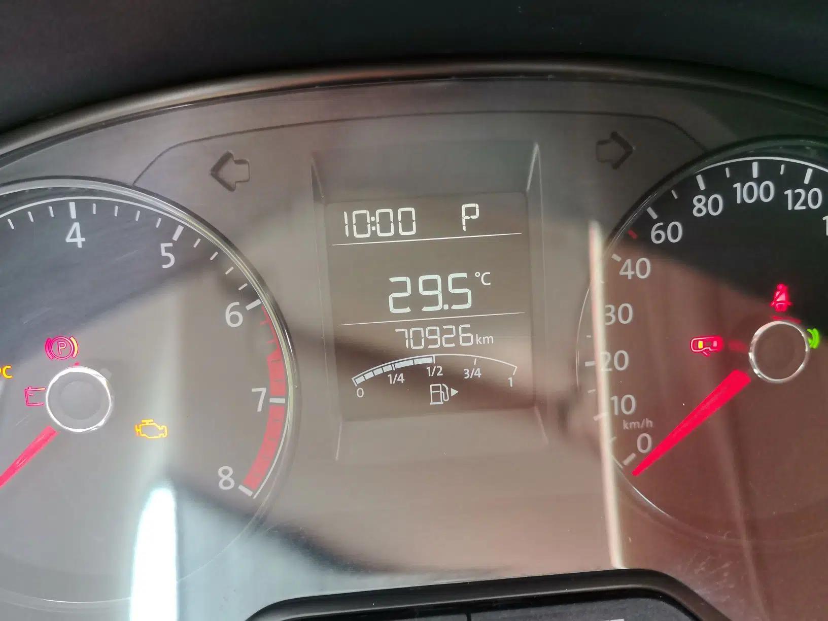 Volkswagen Polo 2018 1.5L Automatic Advanced Driving Model — миниатюра 7