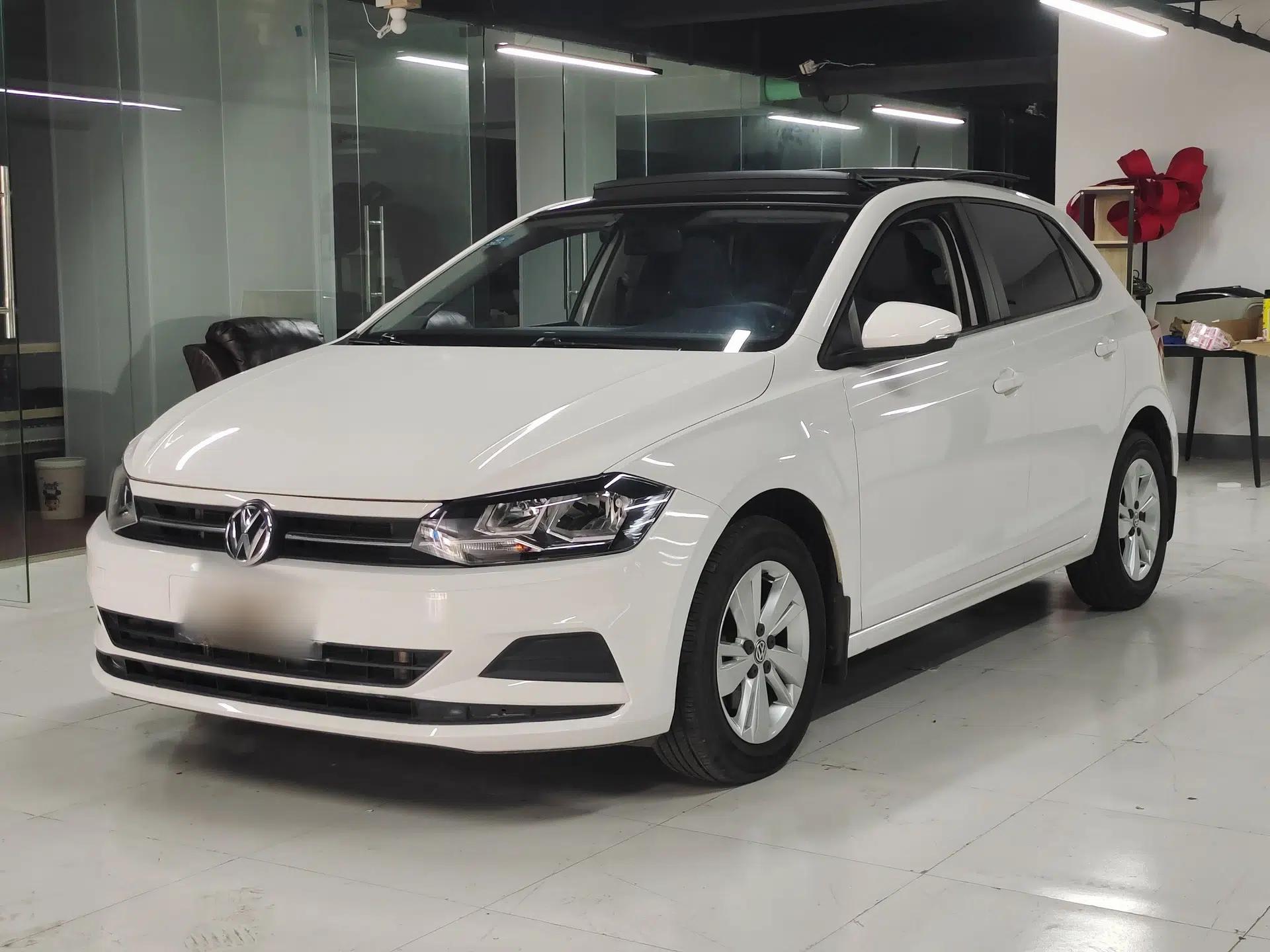 Volkswagen Polo 2019 Plus 1.5L Automatic Panoramic Enjoyment Edition — миниатюра 1