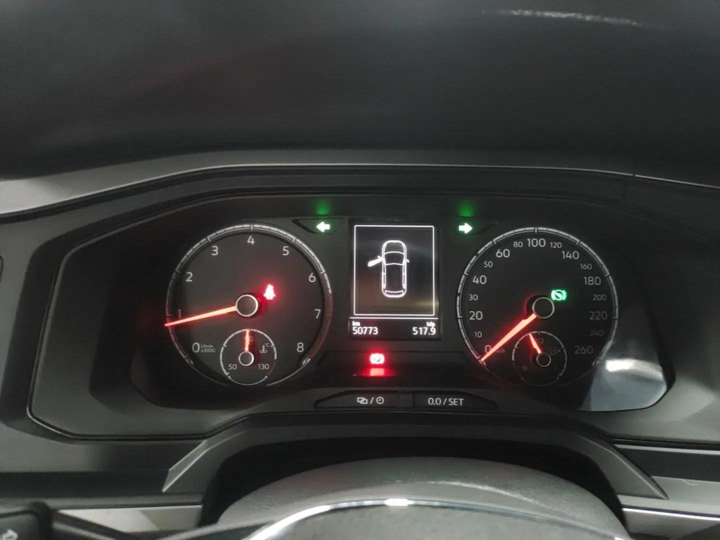 Volkswagen Polo 2019 Plus 1.5L Automatic Panoramic Enjoyment Edition — миниатюра 14