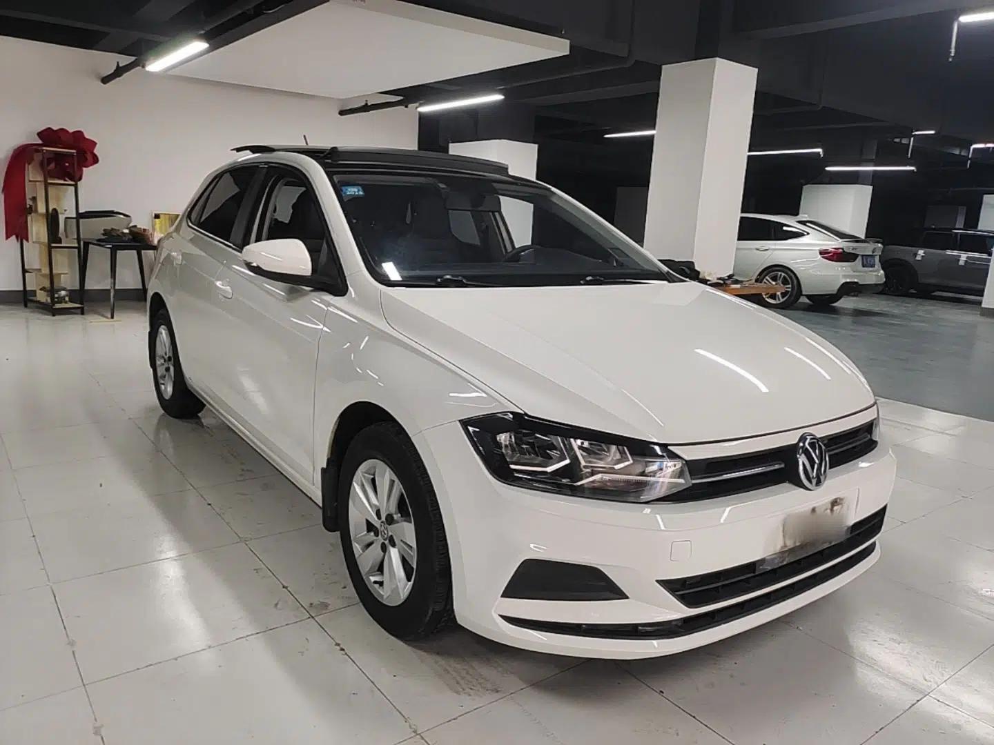 Volkswagen Polo 2019 Plus 1.5L Automatic Panoramic Enjoyment Edition — миниатюра 3
