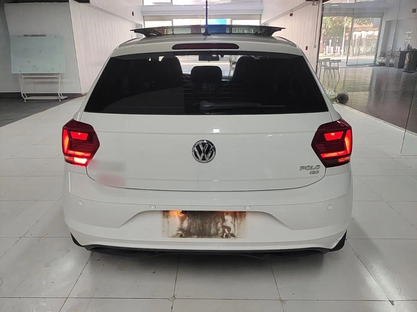 Volkswagen Polo 2019 Plus 1.5L Automatic Panoramic Enjoyment Edition — миниатюра 5