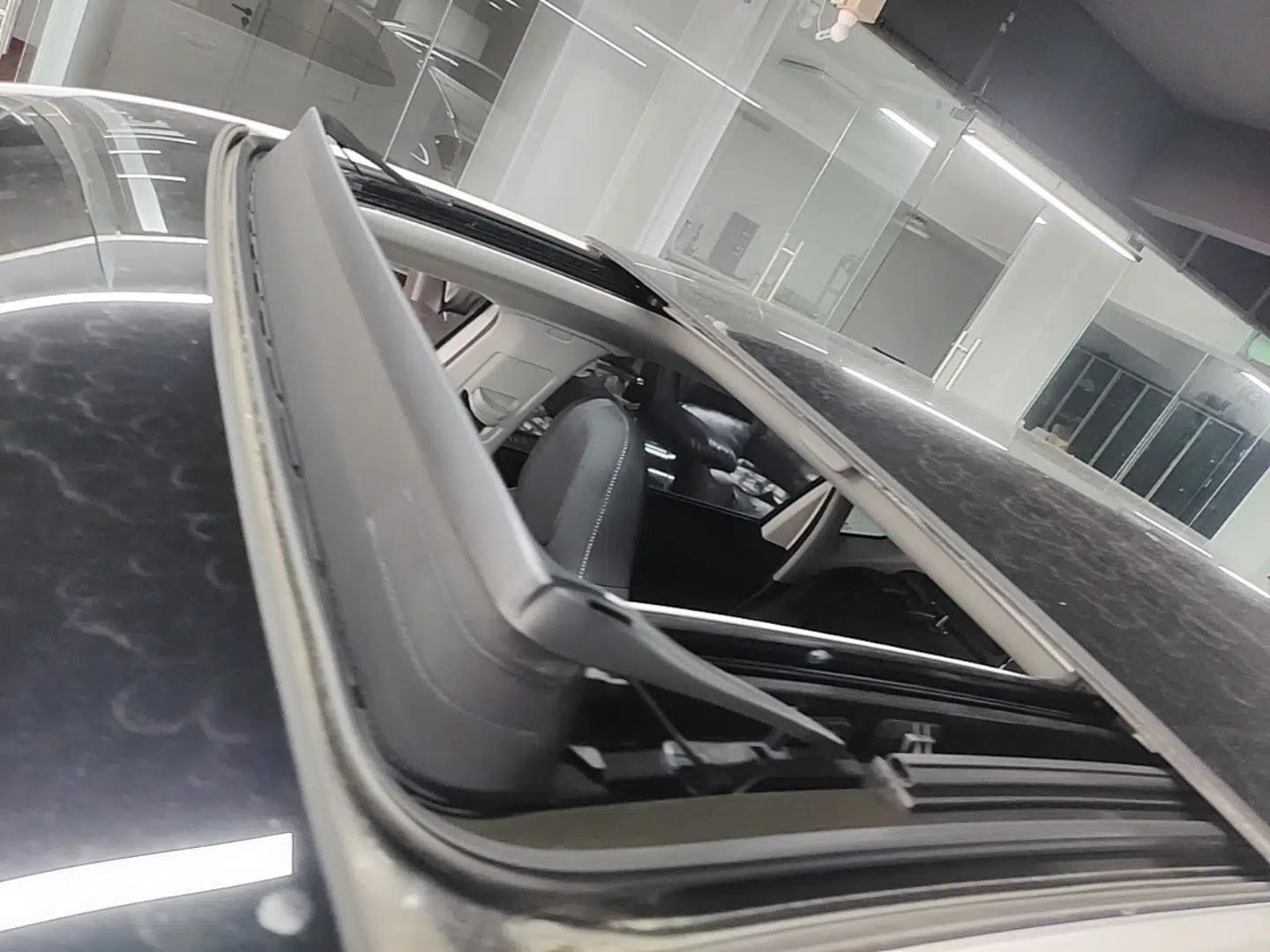Volkswagen Polo 2019 Plus 1.5L Automatic Panoramic Enjoyment Edition — миниатюра 7