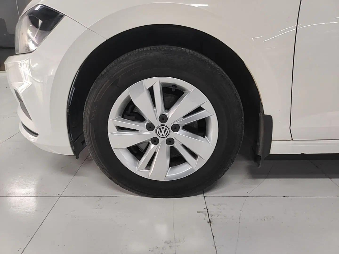 Volkswagen Polo 2019 Plus 1.5L Automatic Panoramic Enjoyment Edition — миниатюра 10