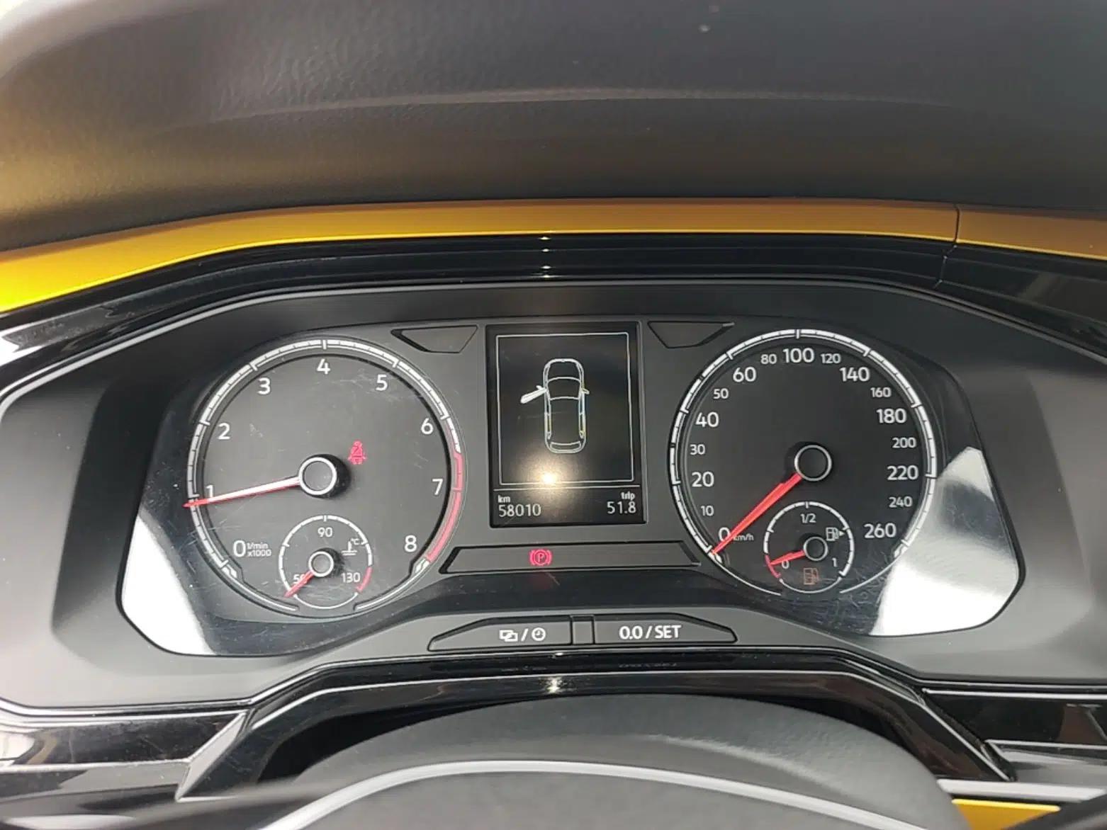 Volkswagen Polo 2019 Plus 1.5L Automatic Colorful Technology Edition — миниатюра 19