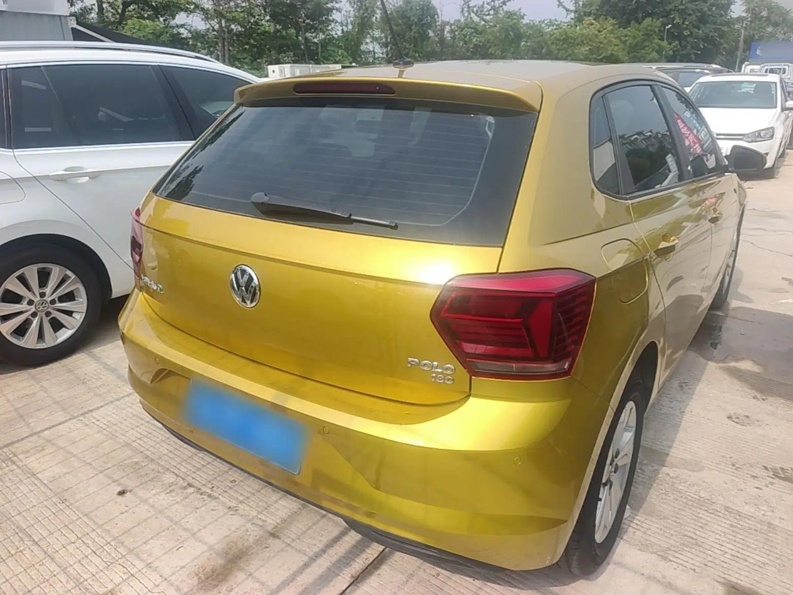 Volkswagen Polo 2019 Plus 1.5L Automatic Colorful Technology Edition — миниатюра 5