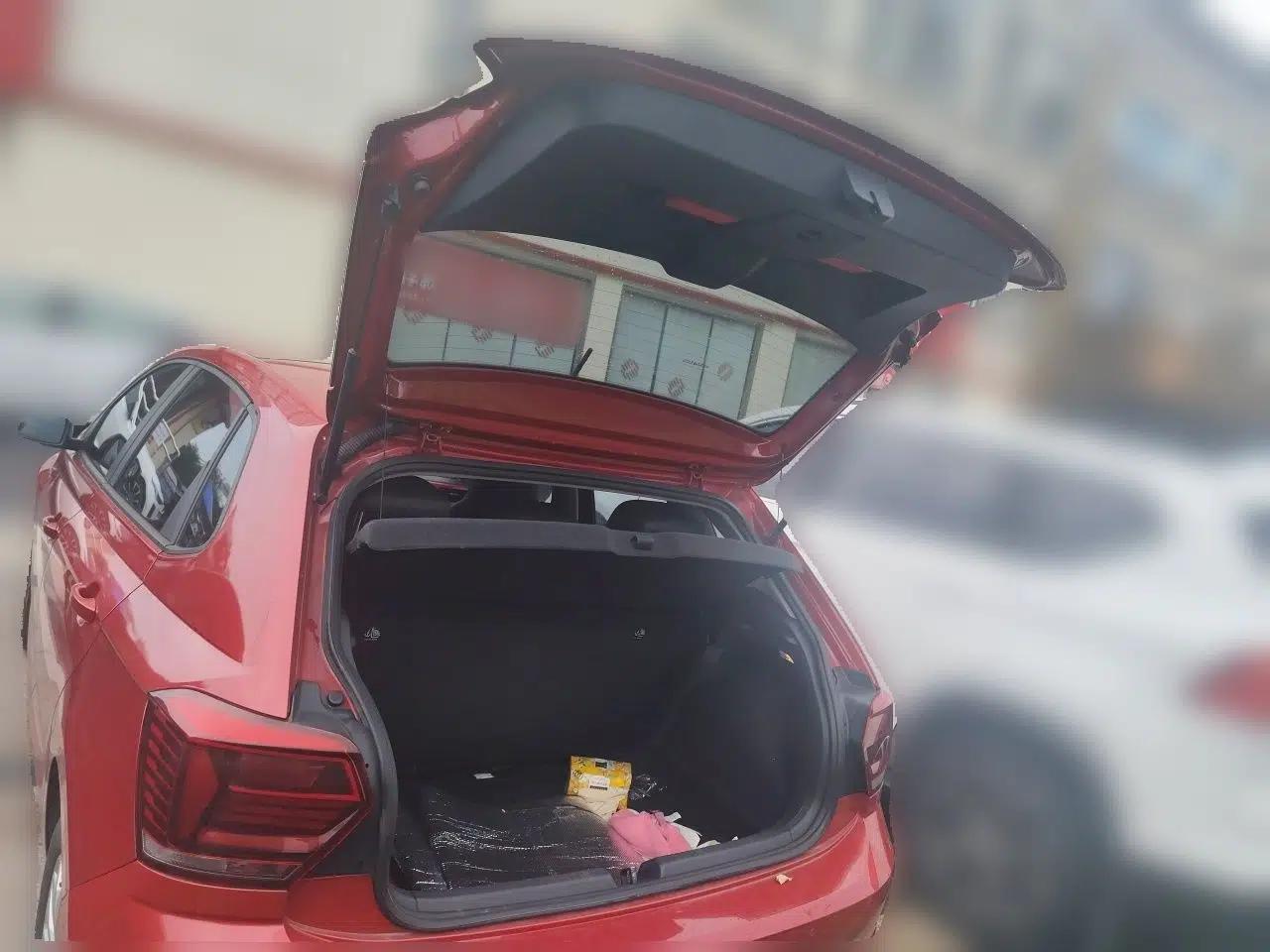 Volkswagen Polo 2019 Plus 1.5L Automatic Colorful Technology Edition — миниатюра 19