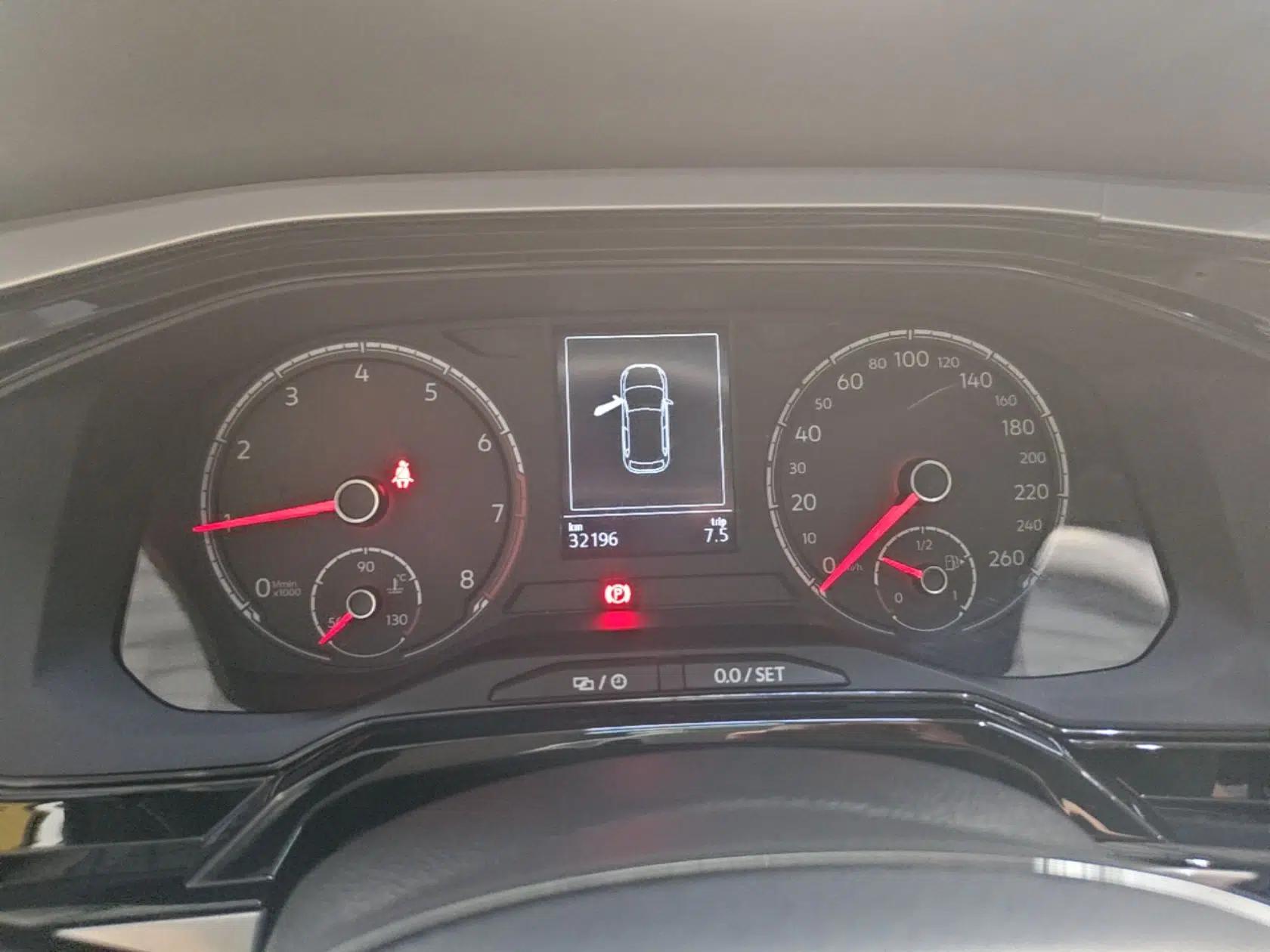 Volkswagen Polo 2021 Plus 1.5L Automatic Colorful Tech Edition — миниатюра 14