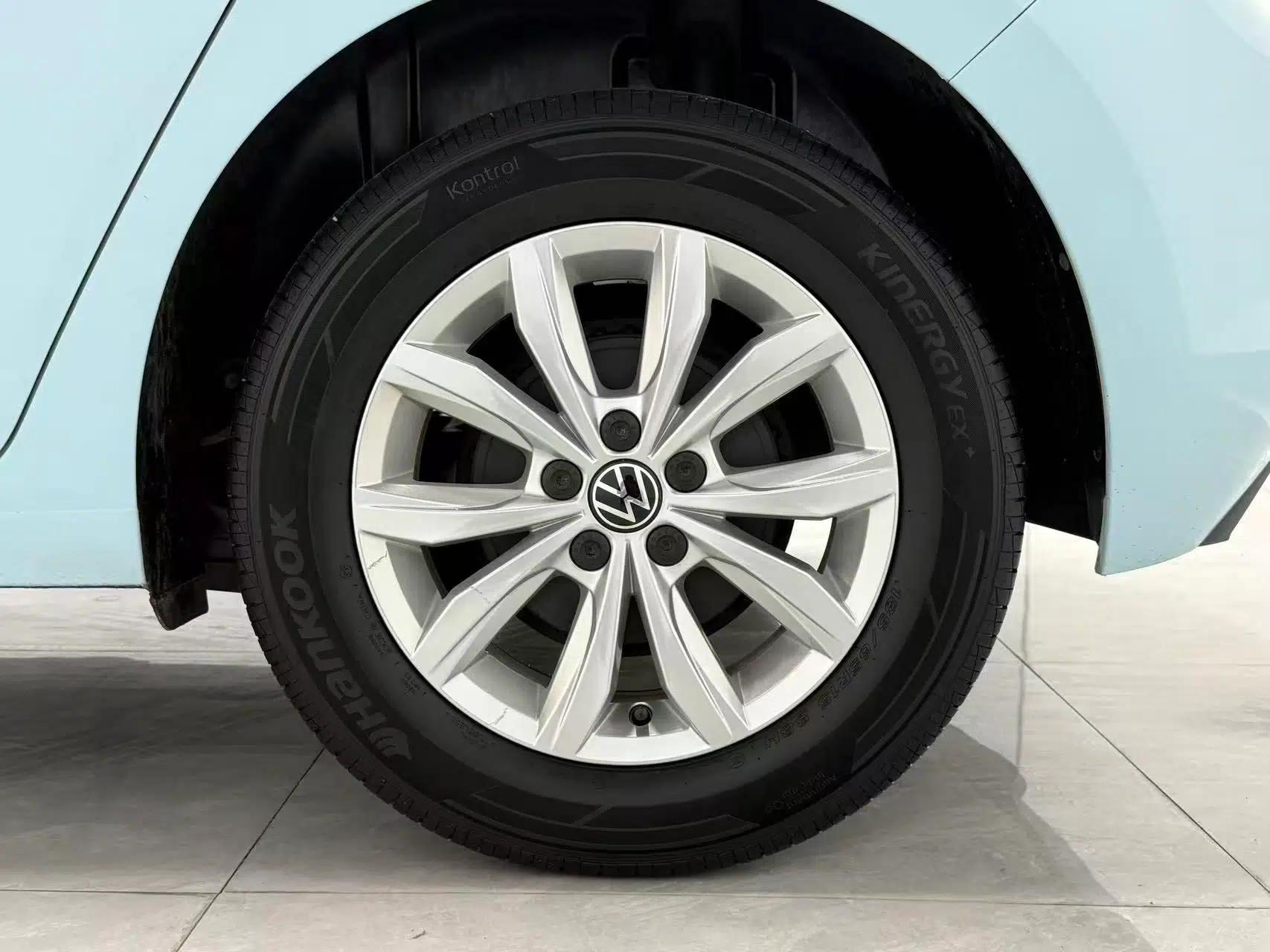 Volkswagen Polo 2021 Plus 1.5L Automatic Colorful Tech Edition — миниатюра 10